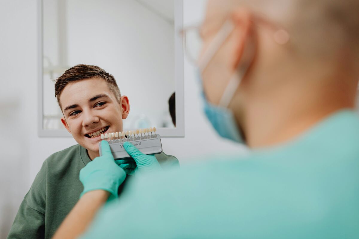 Invisalign vs Traditional Braces: The Complete Comparison